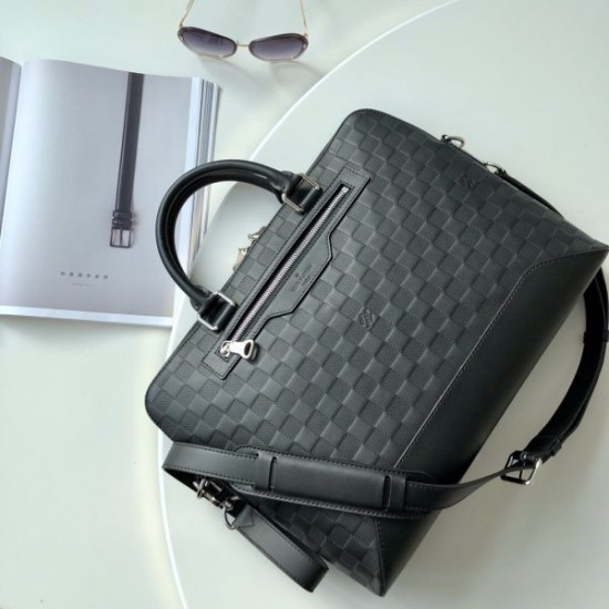 LOUIS VUITTON Avenue Soft Briefcase