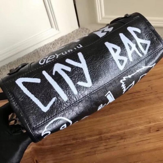 BALENCIAGA GRAFFITI CLASSIC CITY