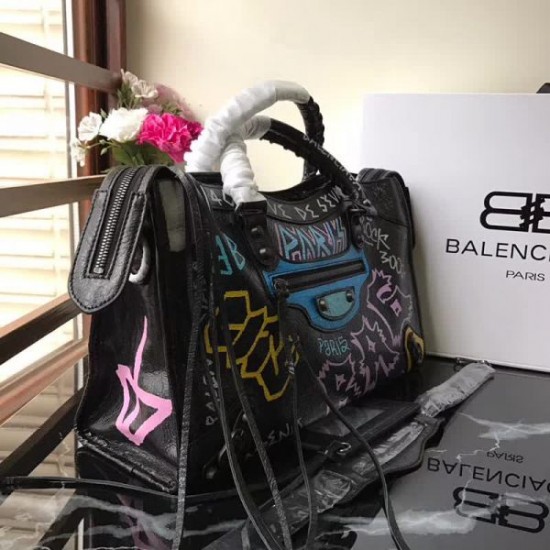 BALENCIAGA GRAFFITI CLASSIC CITY