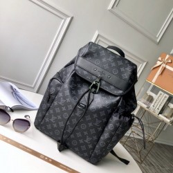 LOUIS VUITTON Discovery Backpack