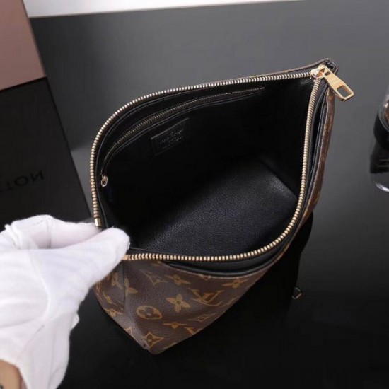 Louis Vuitton PALLAS BEAUTY CASE