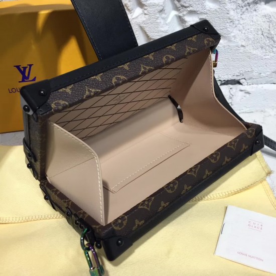 Louis Vuitton Petite Malle