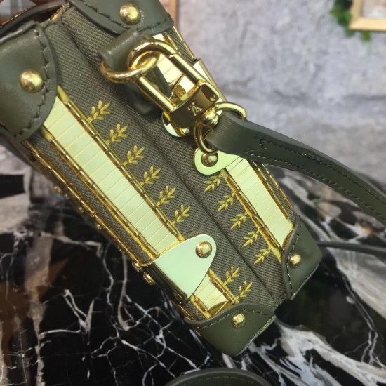 Louis Vuitton Petite Malle