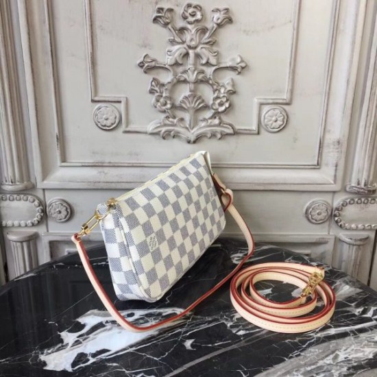 Louis Vuitton Pochette Accessoires