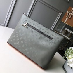 LOUIS VUITTON Pochette Cosmos