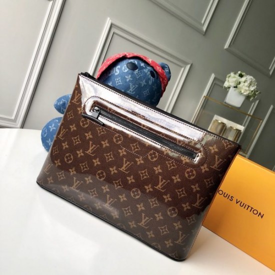 LOUIS VUITTON Pochette Cosmos