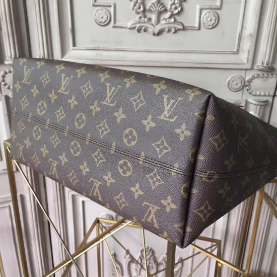 Louis Vuitton IENA