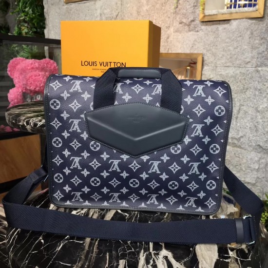 Louis Vuitton Shoulder Bag