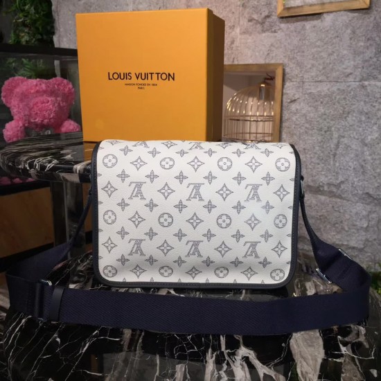 Louis Vuitton Shoulder Bag