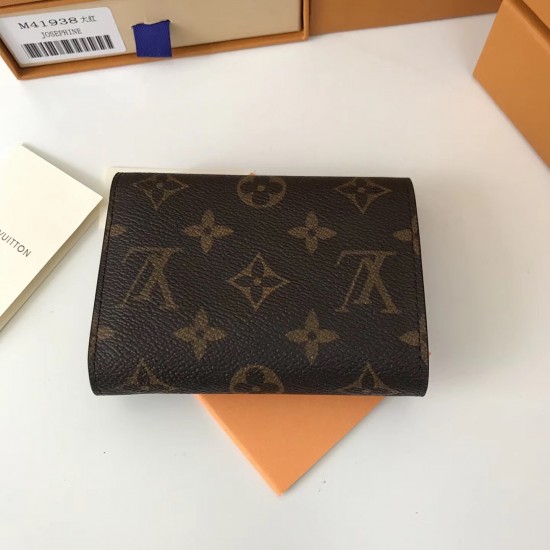 Louis Vuitton Victorine wallet