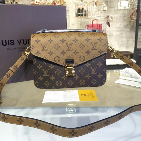 Louis Vuitton POCHETTE METIS