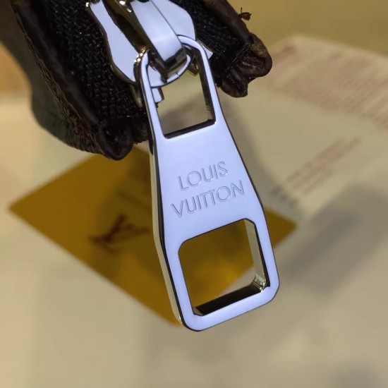 Louis Vuitton Clutch bag