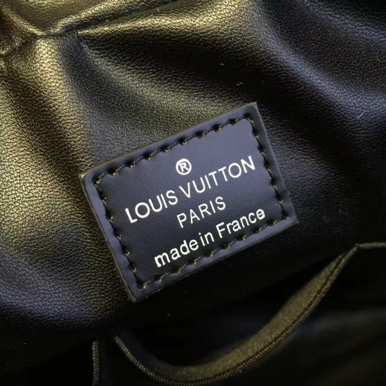 Louis Vuitton Clutch bag