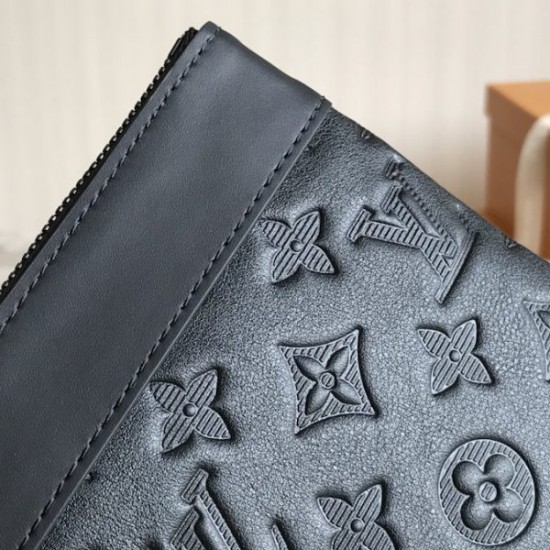 LOUIS VUITTON DISCOVERY POCHETTE