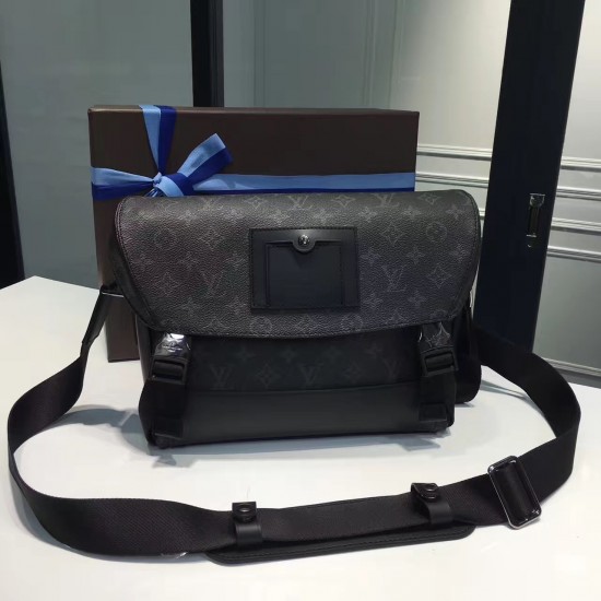 Louis Vuitton Messenger Voyager