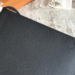 Louis Vuitton Pochette