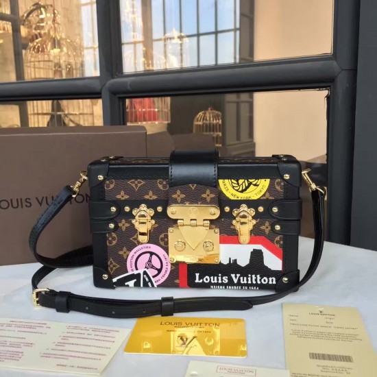 Louis Vuitton  PETITE MALLE