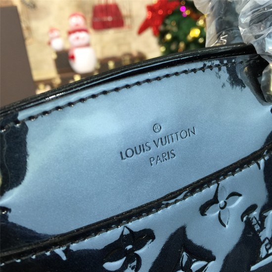 LOUIS VUITTON BREA MM