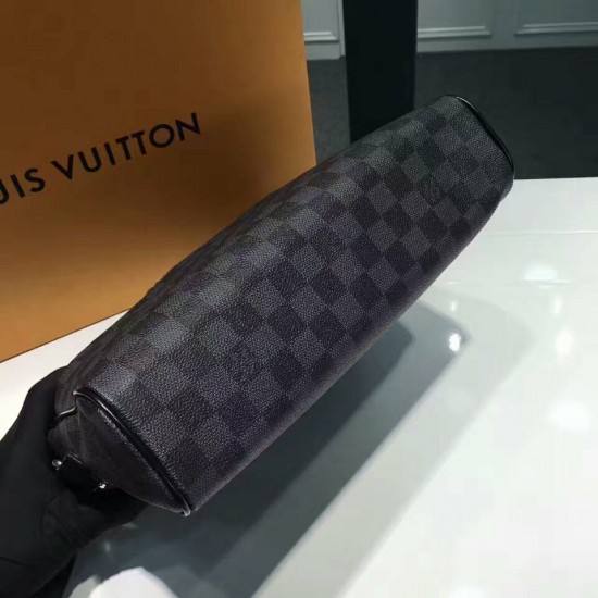 Louis Vuitton Dayton