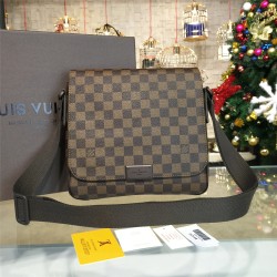 LOUIS VUITTON DISTRICT PM