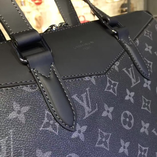 Louis Vuitton EXPLORER