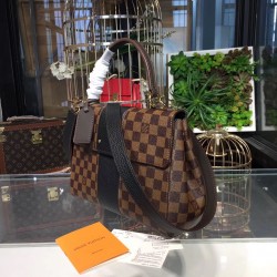 LOUIS VUITTON Kasai