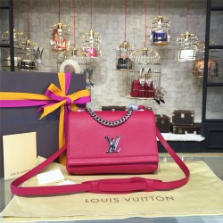 LOUIS VUITTON Lockme BB bag