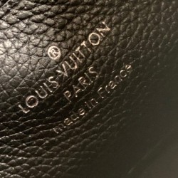 LOUIS VUITTON Mylockme BB