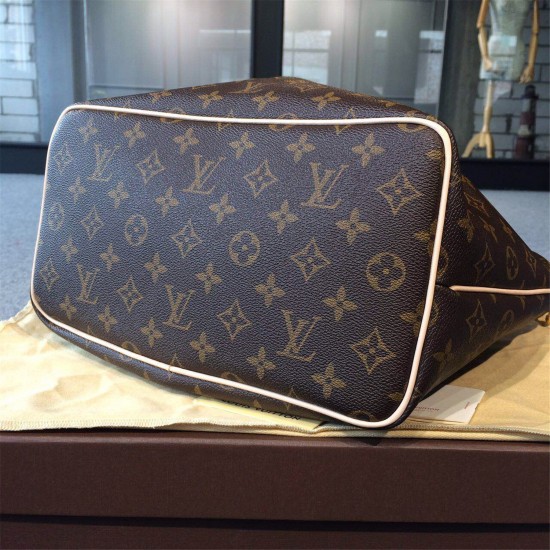 Louis Vuitton Palermo PM