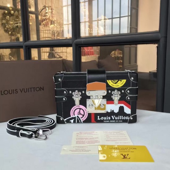 Louis Vuitton PETITE MALLE