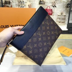 Louis Vuitton POCHETTE TUILERIES