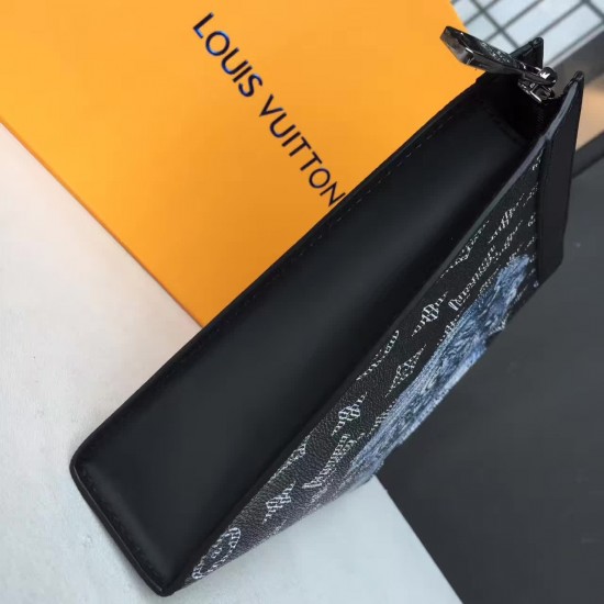 Louis Vuitton Pochette Voyage