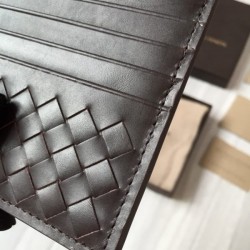 Bottega Veneta wallet