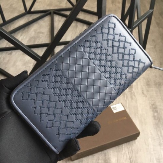 Bottega Veneta wallet