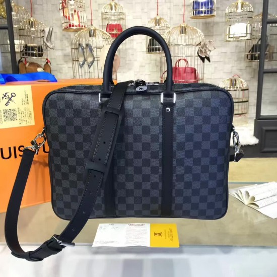 Louis Vuitton VOYAGE