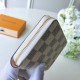 LOUIS VUITTON ZIPPY Wallet