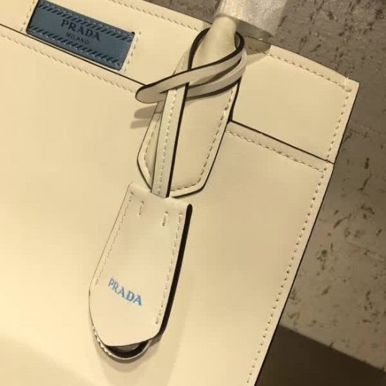 Prada  Dual