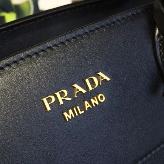 Prada Esplanade