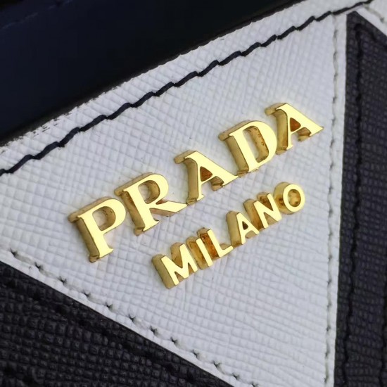 Prada Esplanade