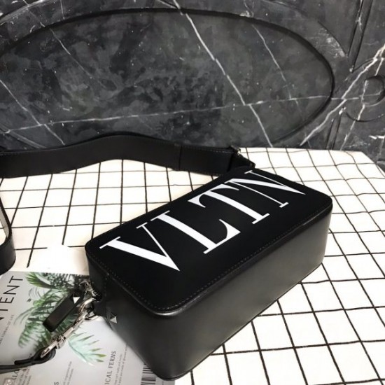 Valentino Pocket