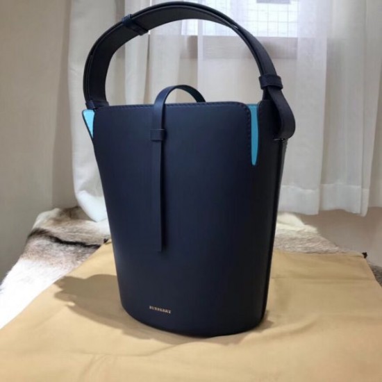 Burberry Bucket bag