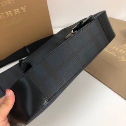 Burberry Messenger bag