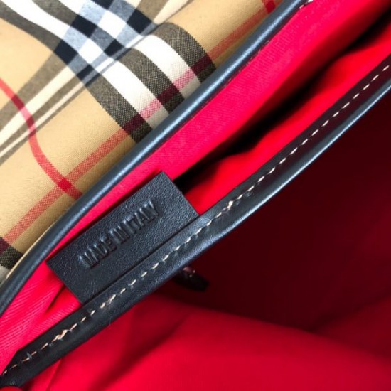 Burberry Messenger bag