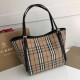 Burberry Shopping bag