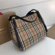 Burberry Shopping bag