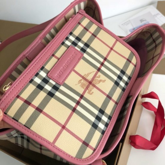 Burberry Shopping bag