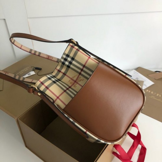 Burberry Shopping bag