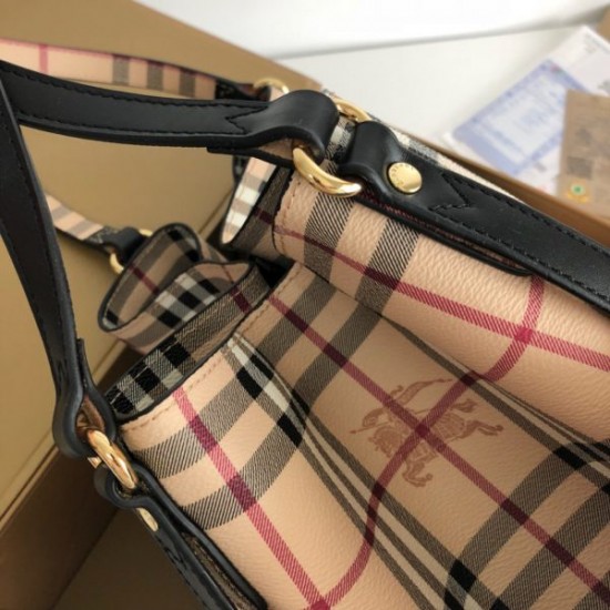 Burberry Shopping bag