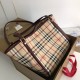 Burberry Shopping bag