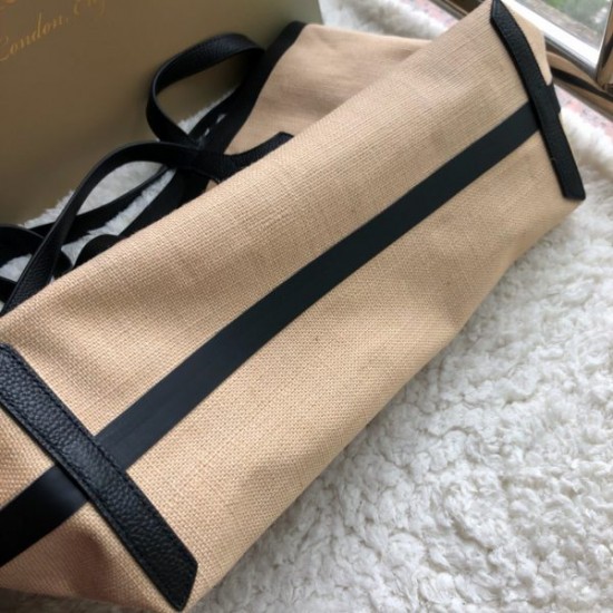 Burberry Shopping bag